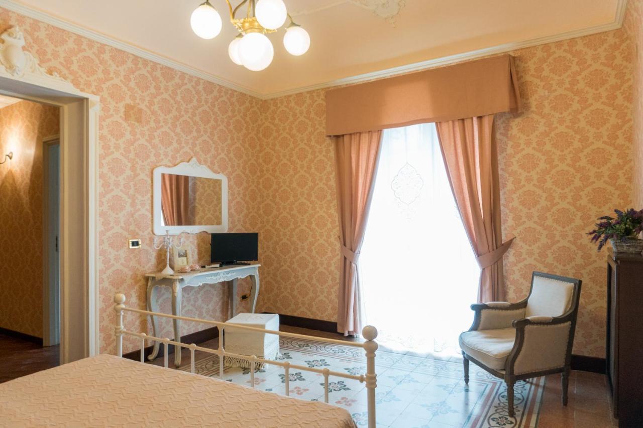 Palazzo Bella Acomodação com café da manhã Campobello di Licata Exterior foto